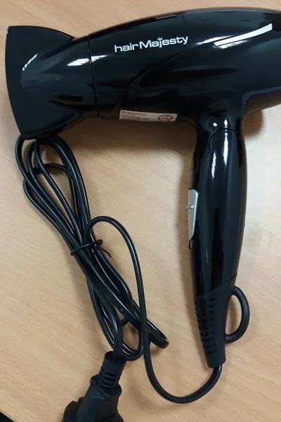 Asciugacapelli «Travel hair dryer» — foto 3 dell'alert A12/0674/19