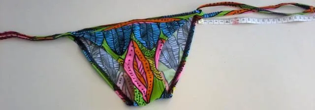 Bikini per ragazze «Triangle» — foto 2 dell'alert A12/1838/14