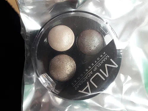 Ombretto «Trio Eyeshadow» — foto 4 dell'alert A12/00827/21