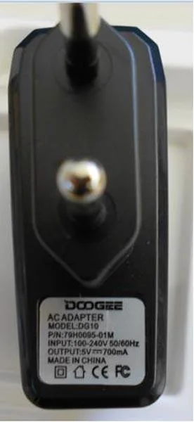 Telefono cellulare con caricabatterie «Turbo DG2014» — foto 3 dell'alert A11/0019/15