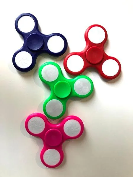 Filatore di Fidget «Typhoon LED Spinner» — foto 3 dell'alert A12/0941/17