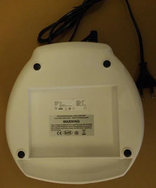 Lampada UV per unghie «UFO UV Lamp / 18 Watt Gel Curing» (Cn)