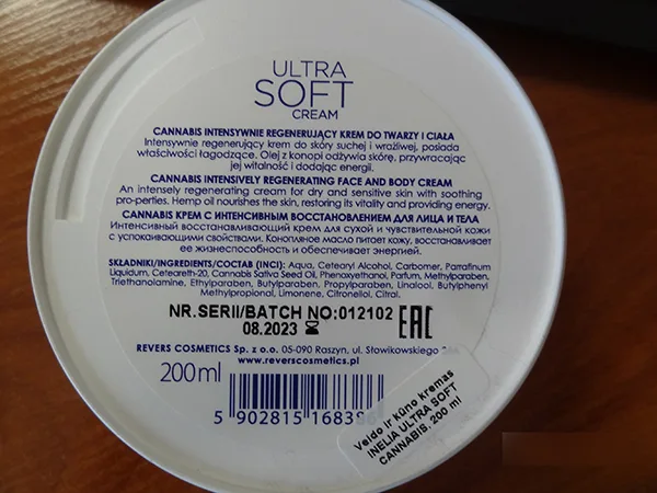 Crema viso e corpo «ULTRA SOFT CREAM CANNABIS HERBAL THERAPY» — foto 2 dell'alert A12/00190/23