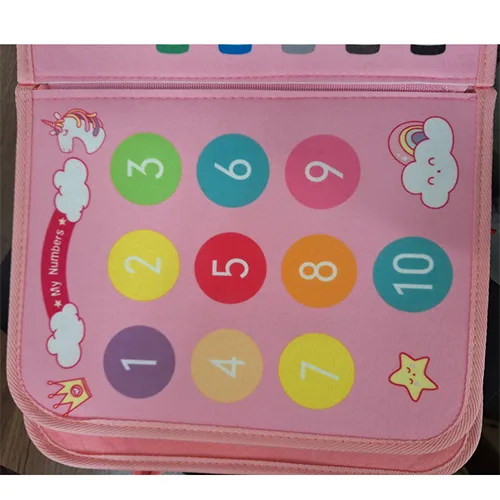 Giocattolo di attività «Unicorn Pink Busy Board»