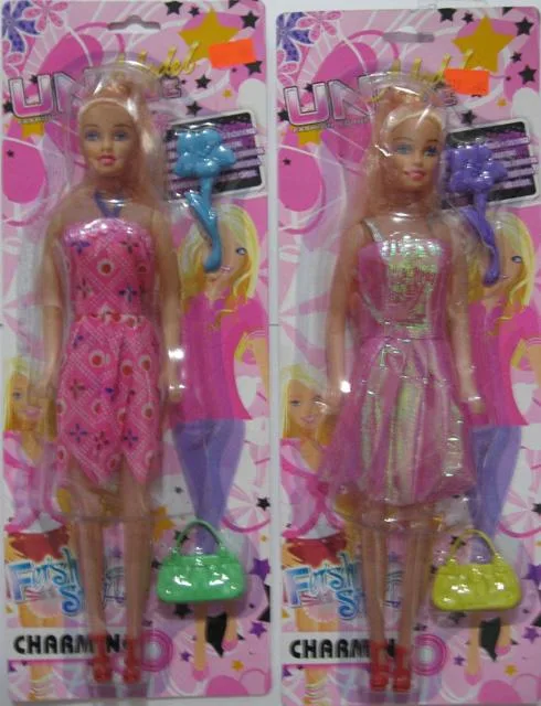 Bambola di plastica «UNIque Model» (Unknown)