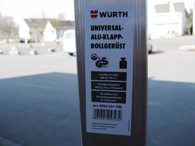 Ponteggi mobili «Universal aluminium folding roller scaffold» — foto 2 dell'alert A12/0519/14