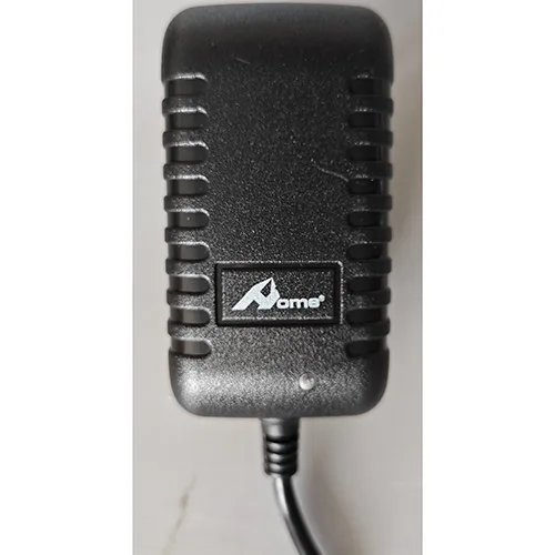 Adattatore «UNIVERSAL CHARGER» — foto 2 dell'alert OR/00125/25