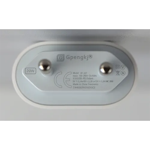 Caricabatterie USB «UNIVERSAL PD TRAVEL CHARGER» — foto 5 dell'alert SR/02585/26
