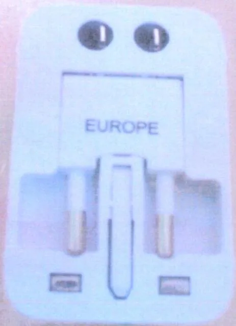 Adattatore della spina di viaggio &amp; #13; &amp; #13; «Universal Plug Adaptor» — foto 1 dell'alert A12/1374/12