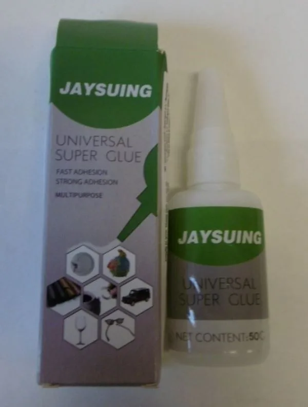 Colla «Universal Super Glue» — foto 1 dell'alert A12/02544/23
