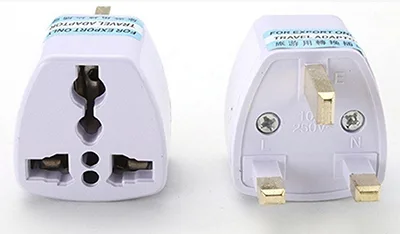 Adattatore di viaggio «Universal Travel Adaptor» (As)
