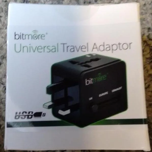 Adattatore della spina di viaggio «Universal Travel Adaptor» (Bitmore)