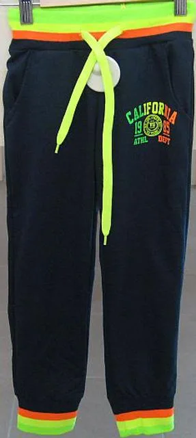 Pantaloni per bambini «Unknown» — foto 3 dell'alert A12/1353/14