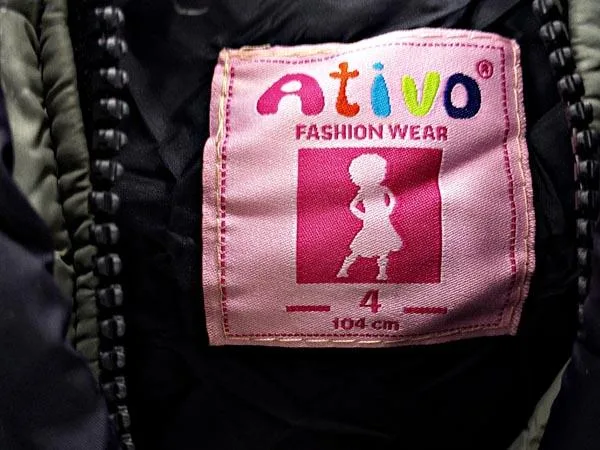Giacca per bambini «Unknown» — foto 3 dell'alert A12/0504/15