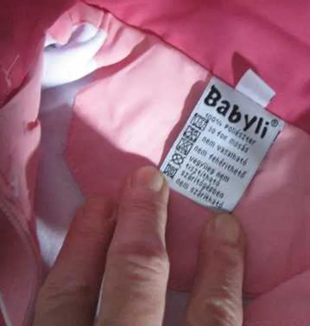Giacche per bambini «Unknown» — foto 2 dell'alert A12/1589/14