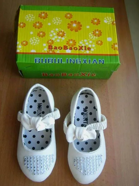 Scarpe da donna «Unknown» (Bao Bao Xie)
