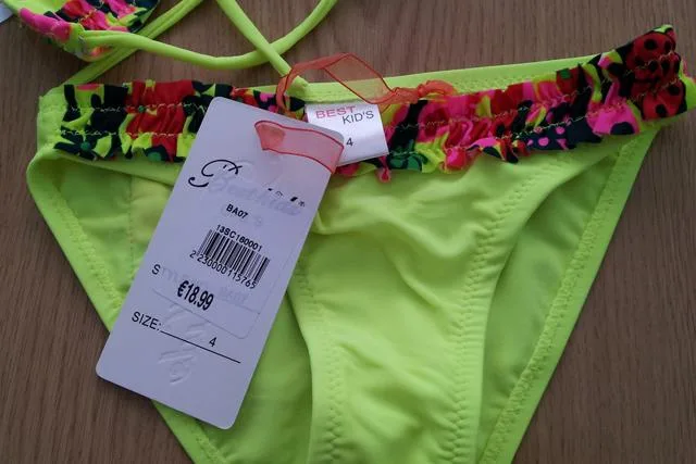 Bikini per ragazze «Unknown» — foto 2 dell'alert A12/0946/13