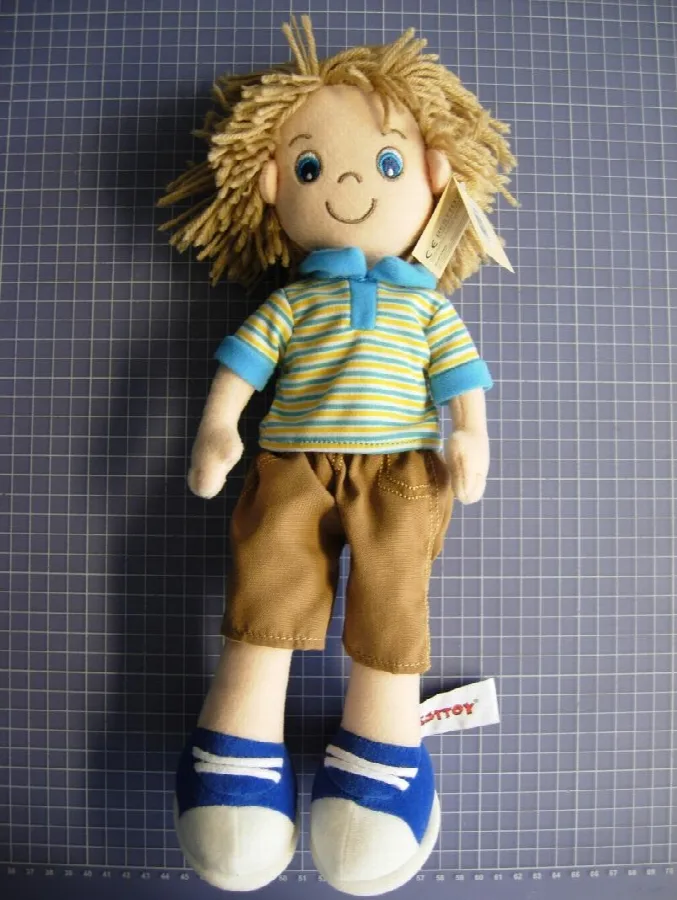 Bambola di straccio «Unknown» (Besttoy)