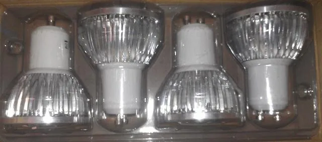 Lampadina a LED spot «Unknown» — foto 2 dell'alert A12/0706/13