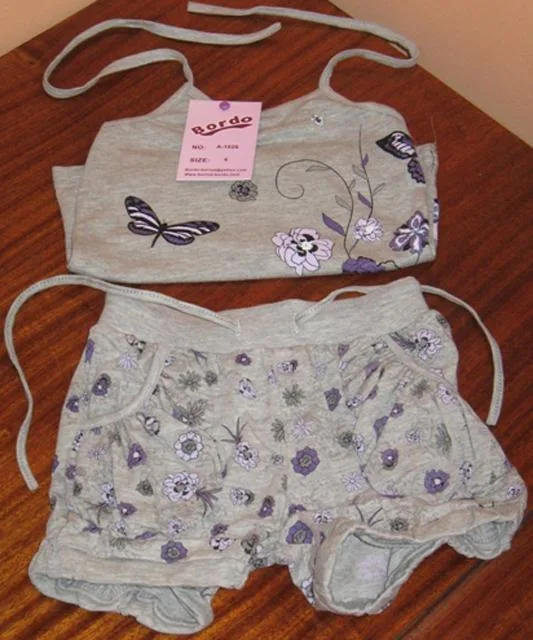 Set di abbigliamento per ragazze «Unknown» (Bordo)