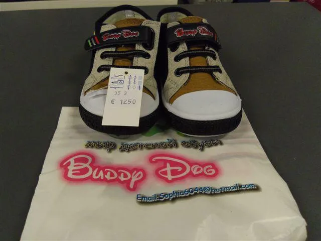 Scarpe per bambini & #13; & #13; «Unknown» — foto 2 dell'alert A12/1253/12
