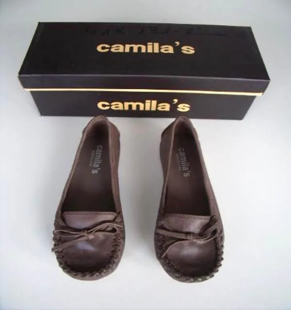 Scarpe da donna «Unknown» — foto 2 dell'alert A12/0664/14