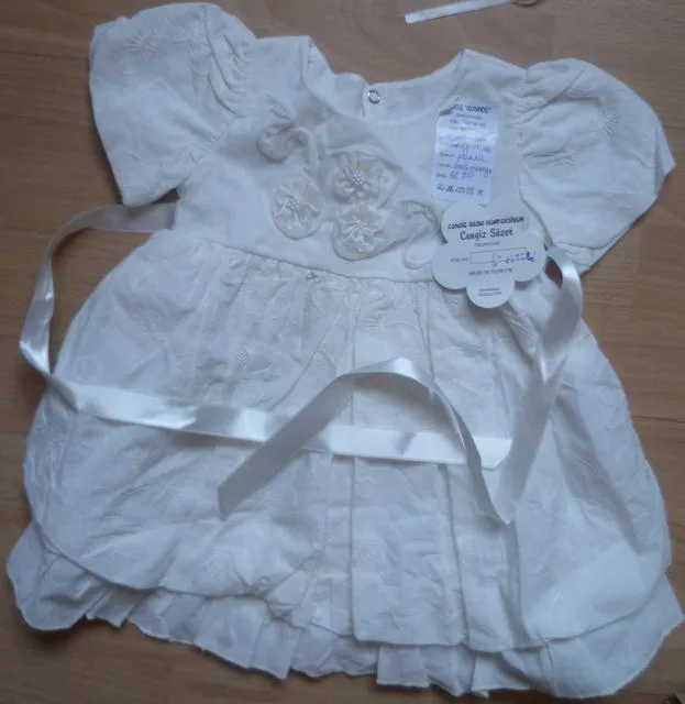Abito per bambini & #13; & #13; «Unknown» — foto 3 dell'alert A12/1180/12