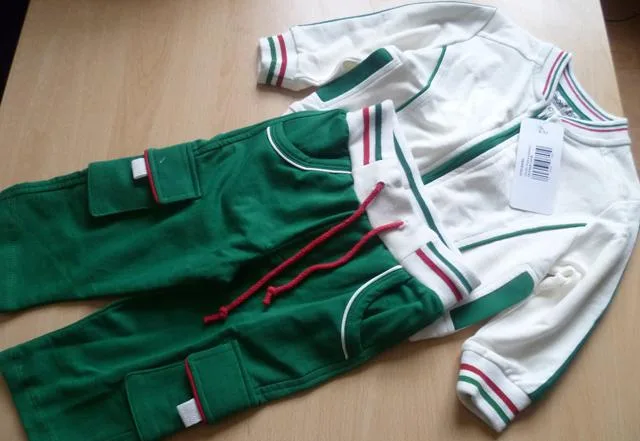 Set di abbigliamento per bambini &amp; #13; &amp; #13; «Unknown» (Cikoby)