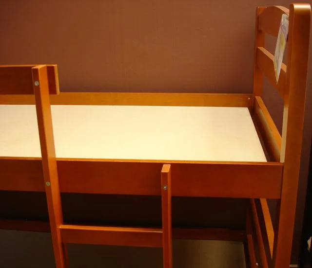Letto a castello «Unknown» — foto 3 dell'alert A12/1512/13