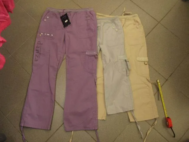 Pantaloni per ragazze «Unknown» — foto 2 dell'alert A12/0151/14