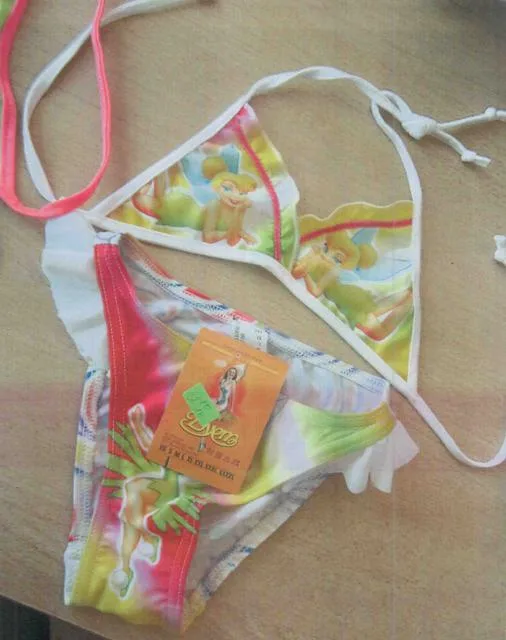 Bikini della ragazza & #13; & #13; «Unknown» — foto 2 dell'alert A12/1122/12