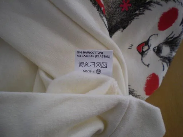 Abbigliamento per bambini «Unknown» — foto 2 dell'alert A12/1615/13