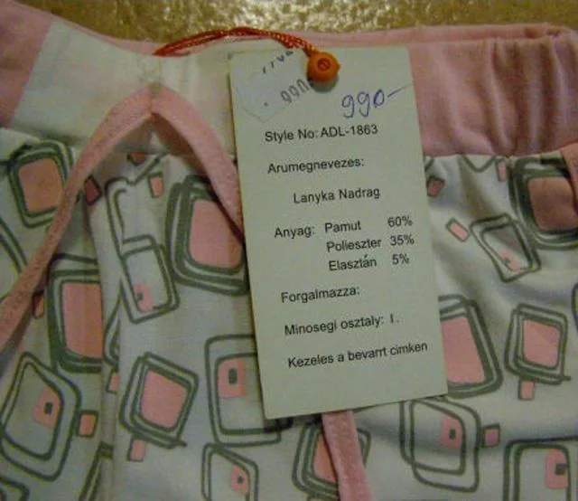 Pantaloncini per ragazze «Unknown» — foto 2 dell'alert A12/1802/13
