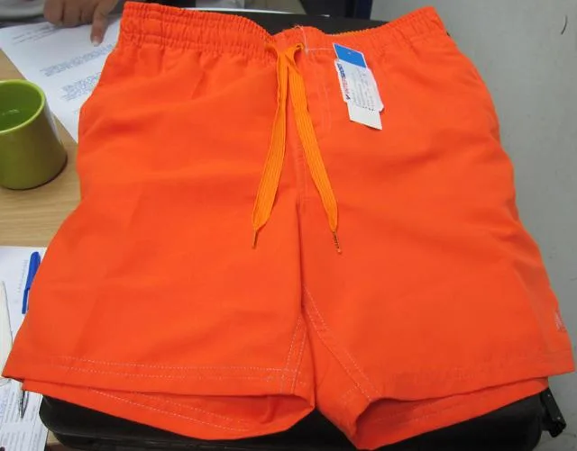 Pantaloncini da nuoto per ragazzi &amp; #13; &amp; #13; «Unknown» — foto 2 dell'alert A12/0098/13