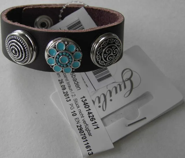 Bracciale in pelle «Unknown» — foto 1 dell'alert A12/1848/13