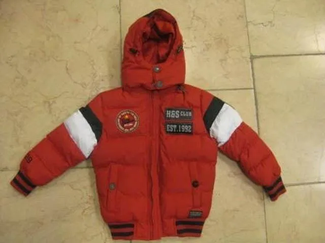 Cappotto per bambini «Unknown» — foto 3 dell'alert A12/0152/14