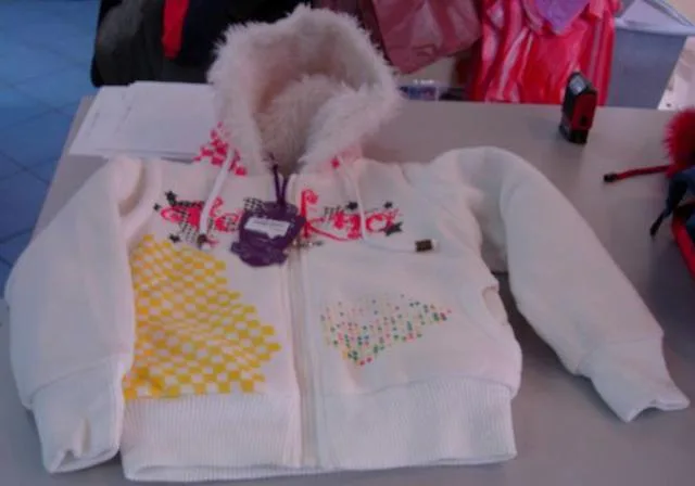 Cappotto per bambini & #13; & #13; «Unknown» — foto 2 dell'alert A12/1458/12