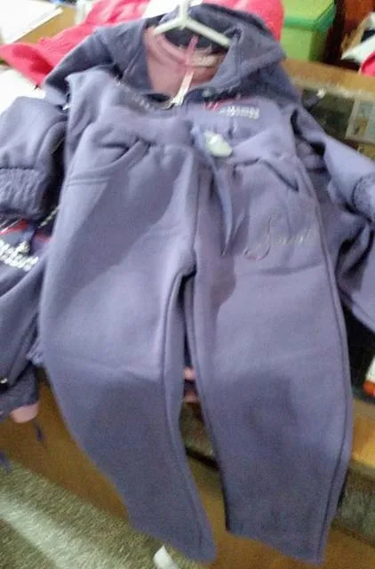 Set di abbigliamento per bambini «Unknown» — foto 2 dell'alert A12/1705/14