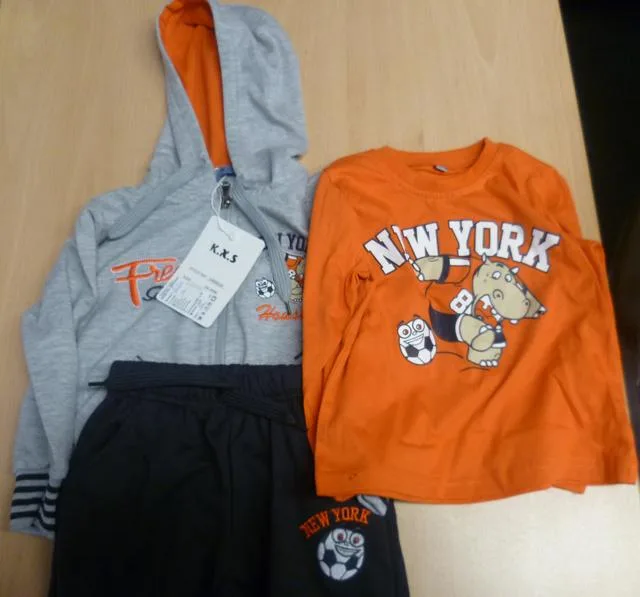Abbigliamento per bambini «Unknown» — foto 4 dell'alert A12/0645/13