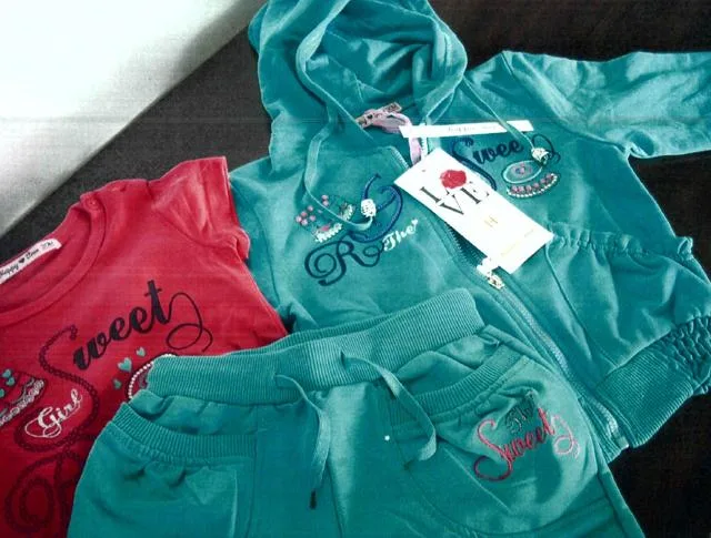 Abbigliamento per bambini «Unknown» — foto 2 dell'alert A12/0644/13