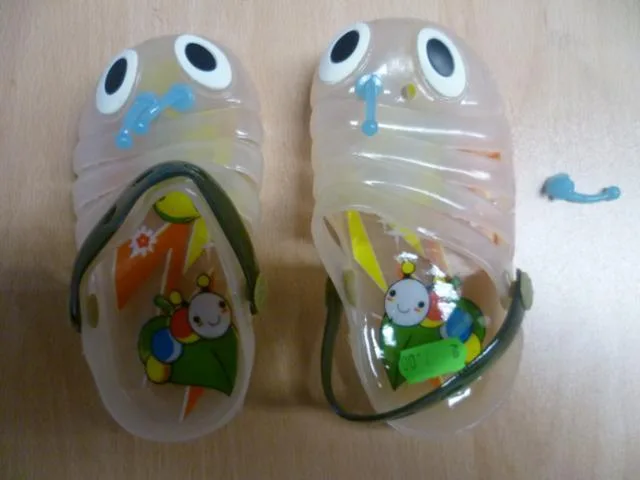 Scarpe per bambini «Unknown» — foto 2 dell'alert A12/0828/13