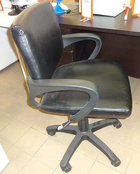 Sedia da ufficio «Unknown» — foto 2 dell'alert A12/0933/15