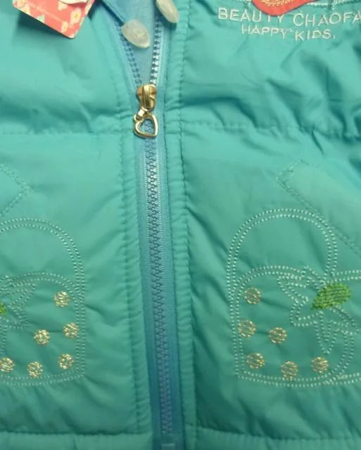 Giacca per bambini con cappuccio «Unknown» (JIANG LIAN)