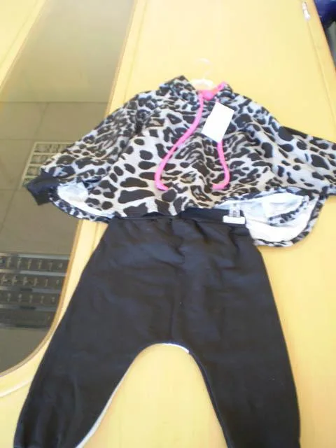 Abbigliamento per ragazze «Unknown» (Joyce)