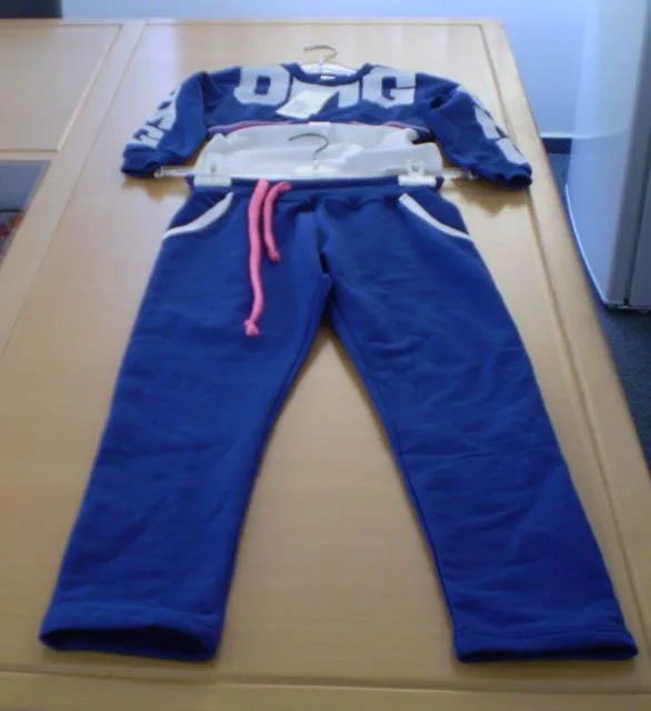 Set di abbigliamento per bambini «Unknown» (Joyce)