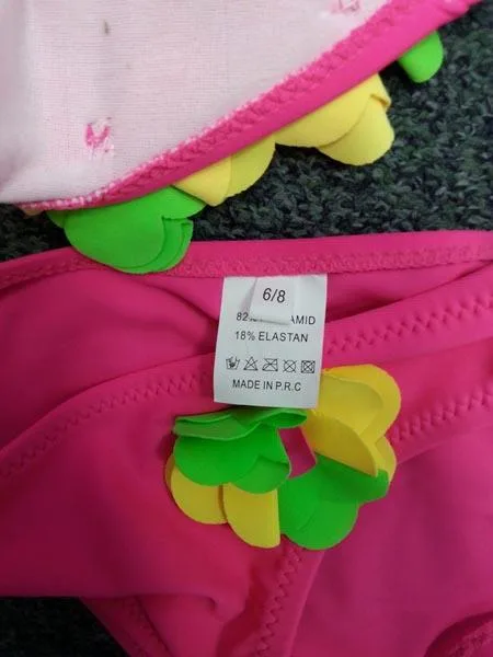 Bikini da ragazza «Unknown» — foto 2 dell'alert A12/0121/15