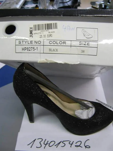 Scarpe da donna «Unknown» (Jumex)