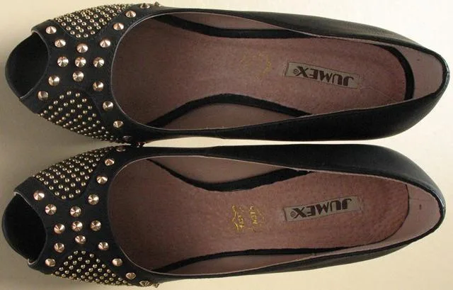 Scarpe da donna «Unknown» — foto 2 dell'alert A12/1208/13