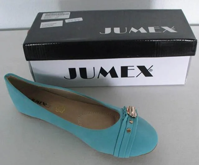 Scarpe da donna «Unknown» — foto 2 dell'alert A12/1443/14