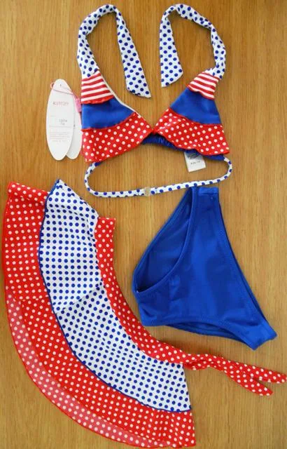 Costume da bagno della ragazza «Unknown» — foto 2 dell'alert A12/0996/13